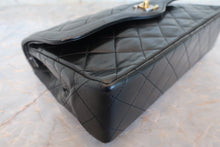 Load image into Gallery viewer, CHANEL Matelasse Paris Limited double flap chain shoulder bag Lambskin Black/Gold hadware Shoulder bag 700100090