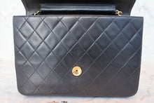 画像をギャラリービューアに読み込む, CHANEL/シャネル マトラッセプッシュロックチェーンショルダーバッグ ラムスキン ブラック/ゴールド金具 ショルダーバッグ 800080052
