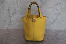 画像をギャラリービューアに読み込む, HERMES/エルメス ピコタンロックPM トリヨンクレマンス ジョーヌナプル Y刻印 ハンドバッグ 700120128