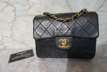 将图片加载到图库查看器,CHANEL/香奈儿 迷你CF 单盖 链条包 羊皮 Black/Gold hadware(黑色/金色金属) 肩背包 700100175