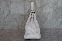 Load image into Gallery viewer, HERMES KELLY 28 Gulliver leather White 〇R Engraving Hand bag 700040113