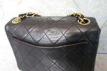 将图片加载到图库查看器,CHANEL/香奈儿 迷你CF 单盖 链条包 羊皮 Black/Gold hadware(黑色/金色金属) 肩背包 700100175