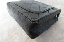 将图片加载到图库查看器,CHANEL/香奈儿 迷你CF 单盖 链条包 羊皮 Black/Gold hadware(黑色/金色金属) 肩背包 700100175