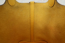 画像をギャラリービューアに読み込む, HERMES/エルメス ピコタンロックPM トリヨンクレマンス ジョーヌナプル Y刻印 ハンドバッグ 700120128