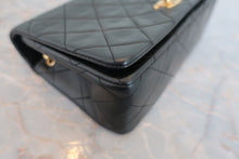 Load image into Gallery viewer, CHANEL Mini Full Flap chain shoulder bag Lambskin Black/Gold hadware Shoulder bag 800050010