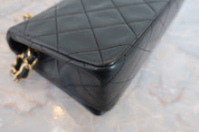 Load image into Gallery viewer, CHANEL Mini Full Flap chain shoulder bag Lambskin Black/Gold hadware Shoulder bag 800050010