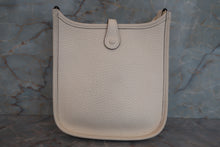 Load image into Gallery viewer, HERMES  EVELYNE TPM Clemence leather Nata Z Engraving Shoulder bag 700080024