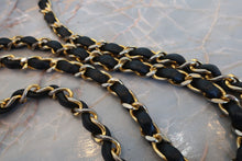 Load image into Gallery viewer, CHANEL Matelasse chain shoulder bag Lambskin Black/Gold hadware Shoulder bag 700100124