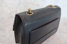 Load image into Gallery viewer, CHANEL Trapezoid chain shoulder bag Lambskin Black/Gold hadware Shoulder bag 700110141