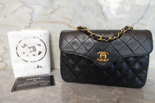 将图片加载到图库查看器,CHANEL/香奈儿 迷你CF 链条包 羊皮 Black/Gold hadware(黑色/金色金属) 肩背包 700100155