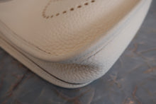 Load image into Gallery viewer, HERMES  EVELYNE TPM Clemence leather Nata Z Engraving Shoulder bag 700080024