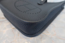 Load image into Gallery viewer, HERMES EVELYNE TPM Clemence leather Caban W Engraving Shoulder bag 800090017