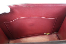 Load image into Gallery viewer, CHANEL Trapezoid chain shoulder bag Lambskin Black/Gold hadware Shoulder bag 700110141