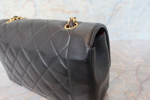 Load image into Gallery viewer, CHANEL  Diana matelasse chain shoulder bag Lambskin Black/Gold hadware Shoulder bag 700100074