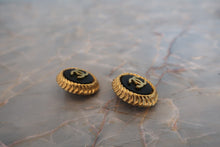 Load image into Gallery viewer, CHANEL CC mark Round earring Gold plate Gold Earring 600050096