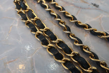 将图片加载到图库查看器,CHANEL/香奈儿 戴妃 CF 链条包 羊皮 Black/Gold hadware(黑色/金色金属) 肩背包 800030122