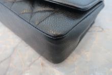 画像をギャラリービューアに読み込む, CHANEL/シャネル ダイアナマトラッセチェーンショルダーバッグ キャビアスキン ブラック/ゴールド金具 ショルダーバッグ 800020078