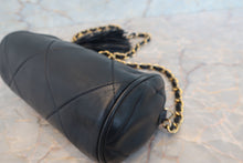 画像をギャラリービューアに読み込む, CHANEL/シャネル ココマークフリンジチェーンショルダーバッグ ラムスキン ネイビー/ゴールド金具 ショルダーバッグ 700110145