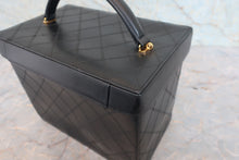 画像をギャラリービューアに読み込む, CHANEL/シャネル ビコローレバニティ ラムスキン ブラック/ゴールド金具 バニティ 800050006