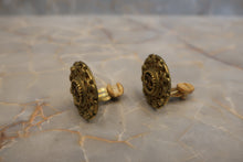 將圖片載入圖庫檢視器 CHANEL/シャネル ココマークラウンドイヤリング 金メッキ ゴールド イヤリング 500060009