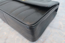 Load image into Gallery viewer, CHANEL Mademoiselle hand bag Caviar skin Black/Gold hadware Hand bag 700090051