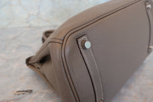 Load image into Gallery viewer, HERMES BIRKIN 30 Clemence leather Etoupe gray □I Engraving Hand bag 700100132