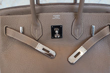 Load image into Gallery viewer, HERMES BIRKIN 30 Clemence leather Etoupe gray □I Engraving Hand bag 700100132