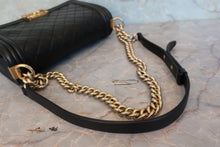 將圖片載入圖庫檢視器 CHANEL/シャネル ボーイシャネルチェーンショルダーバッグ ラムスキン ブラック/ゴールド金具 800080055