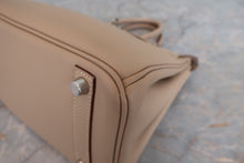Load image into Gallery viewer, HERMES BIRKIN 25 Swift leather Tabac camel □L Engraving Hand bag 700080009