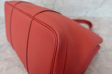 將圖片載入圖庫檢視器 HERMES/エルメス ガーデンパーティPM カントリー ルージュデュセス T刻印 トートバッグ 700030246