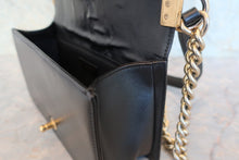 將圖片載入圖庫檢視器 CHANEL/シャネル ボーイシャネルチェーンショルダーバッグ ラムスキン ブラック/ゴールド金具 800080055