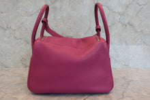 Load image into Gallery viewer, HERMES LINDY 26 Clemence leather Tosca □O Engraving Shoulder bag 800090111