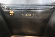 將圖片載入圖庫檢視器 CHANEL/シャネル マトラッセチェーンショルダーバッグ ラムスキン ブラック/ゴールド金具 ショルダーバッグ 800050024