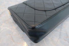 Load image into Gallery viewer, CHANEL Matelasse double flap chain shoulder bag Lambskin Black/Gold hadware Shoulder bag 700090047