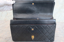 Load image into Gallery viewer, CHANEL Matelasse double flap chain shoulder bag Lambskin Black/Gold hadware Shoulder bag 700090047