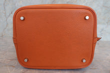 画像をギャラリービューアに読み込む, HERMES/エルメス ピコタンMM トリヨンクレマンス オレンジ □I刻印 ハンドバッグ 700110147