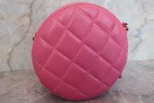 Load image into Gallery viewer, CHANEL Matelasse round chain shoulder bag Lambskin Pink/Gold hadware Shoulder bag 600100051