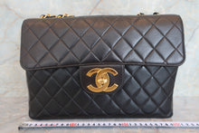 Load image into Gallery viewer, CHANEL Medium Matelasse single flap chain shoulder bag Lambskin Black/Gold hadware Shoulder bag 700050093