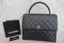 Load image into Gallery viewer, CHANEL Matelasse trapezoid hand bag Caviar skin Black/Silver hadware Hand bag 700090071