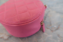 画像をギャラリービューアに読み込む, CHANEL/シャネル マトラッセラウンドチェーンショルダーバッグ ラムスキン ピンク/ゴールド金具 ショルダーバッグ 600100051