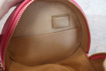 Load image into Gallery viewer, CHANEL Matelasse round chain shoulder bag Lambskin Pink/Gold hadware Shoulder bag 600100051