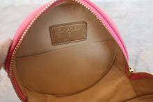 Load image into Gallery viewer, CHANEL Matelasse round chain shoulder bag Lambskin Pink/Gold hadware Shoulder bag 600100051