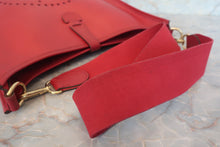 画像をギャラリービューアに読み込む, HERMES/エルメス エブリン1GM クシュベル ルージュヴィフ □A刻印 ショルダーバッグ 700120180