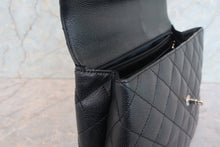 Load image into Gallery viewer, CHANEL Matelasse trapezoid hand bag Caviar skin Black/Silver hadware Hand bag 700090071