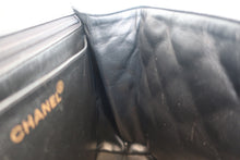 将图片加载到图库查看器,CHANEL/香奈儿 CF 梯形 手提包 荔枝皮 Black/Gold hadware(黑色/金色金属) 手提包 800050007