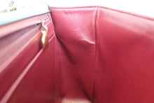 Load image into Gallery viewer, CHANEL Medium Matelasse single flap chain shoulder bag Lambskin Black/Gold hadware Shoulder bag 700050093