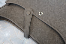 画像をギャラリービューアに読み込む, HERMES/エルメス エブリン3PM トリヨンクレマンス エタン C刻印 ショルダーバッグ 800060194