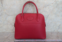 Load image into Gallery viewer, HERMES/BOLIDE 31 Epsom leather Ruby □N Engraving Shoulder bag 700100099