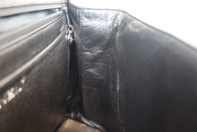 Load image into Gallery viewer, CHANEL Matelasse trapezoid hand bag Caviar skin Black/Silver hadware Hand bag 700090071