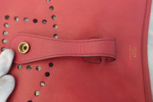 画像をギャラリービューアに読み込む, HERMES/エルメス エブリン1GM クシュベル ルージュヴィフ □A刻印 ショルダーバッグ 700120180